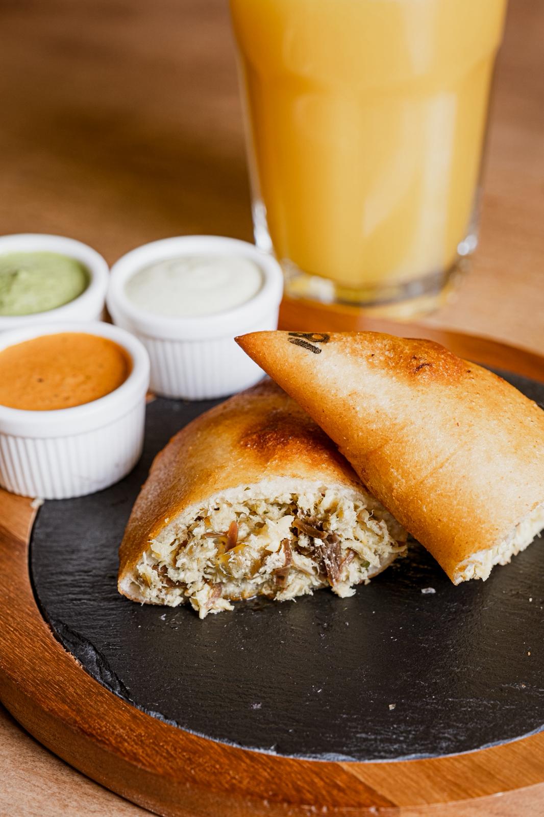 Empanada de cazón